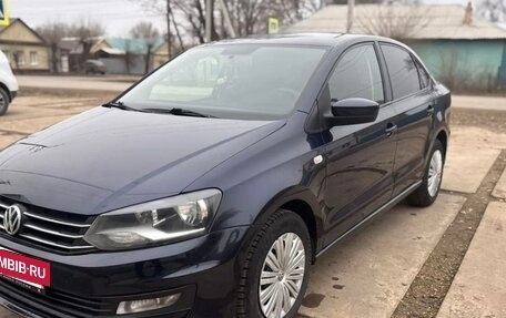 Volkswagen Polo VI (EU Market), 2015 год, 700 000 рублей, 2 фотография