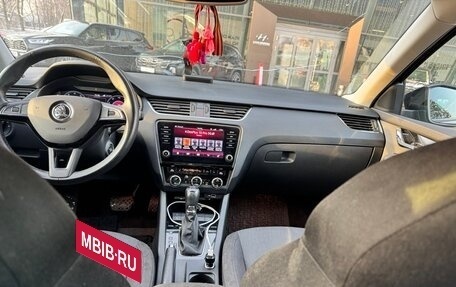 Skoda Octavia, 2019 год, 2 400 000 рублей, 10 фотография