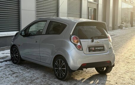 Chevrolet Spark III, 2011 год, 595 000 рублей, 4 фотография