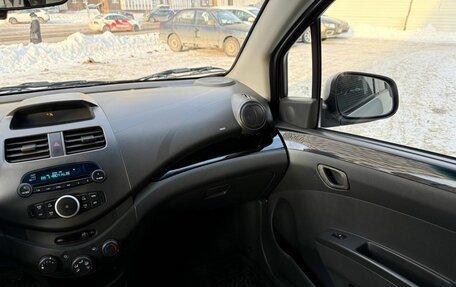 Chevrolet Spark III, 2011 год, 595 000 рублей, 10 фотография