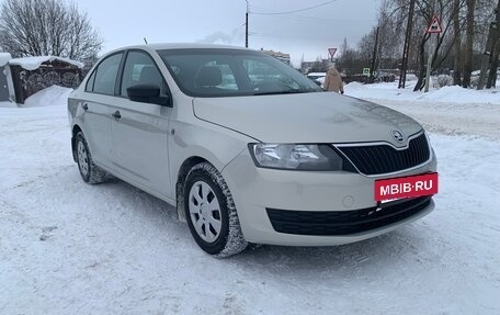 Skoda Rapid I, 2015 год, 840 000 рублей, 3 фотография