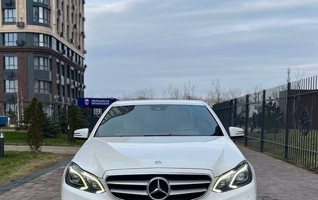 Mercedes-Benz E-Класс, 2013 год, 2 100 000 рублей, 2 фотография