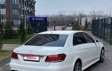 Mercedes-Benz E-Класс, 2013 год, 2 100 000 рублей, 4 фотография
