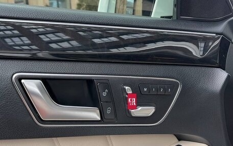 Mercedes-Benz E-Класс, 2013 год, 2 100 000 рублей, 16 фотография