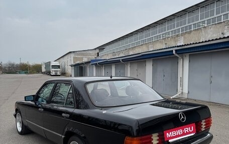 Mercedes-Benz S-Класс, 1987 год, 950 000 рублей, 5 фотография