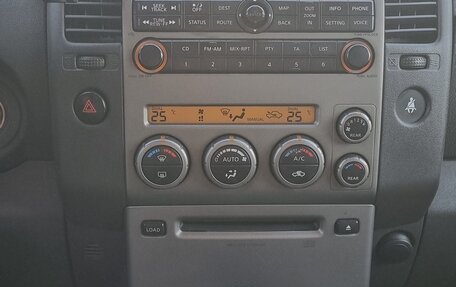 Nissan Pathfinder, 2008 год, 750 000 рублей, 13 фотография