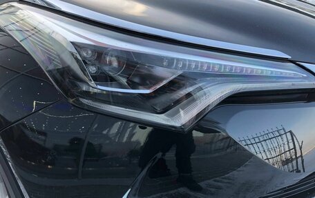 Toyota C-HR I рестайлинг, 2018 год, 2 190 000 рублей, 10 фотография