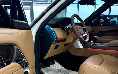 Land Rover Range Rover IV рестайлинг, 2025 год, 25 000 000 рублей, 7 фотография