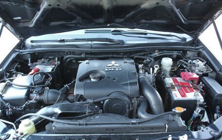 Mitsubishi L200 IV рестайлинг, 2010 год, 1 560 000 рублей, 20 фотография