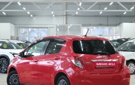 Toyota Vitz, 2011 год, 849 000 рублей, 5 фотография