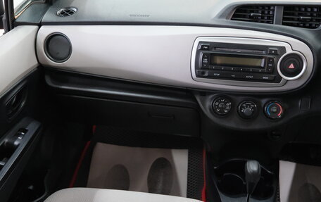 Toyota Vitz, 2011 год, 849 000 рублей, 18 фотография