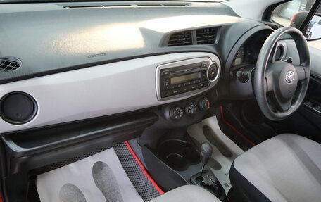 Toyota Vitz, 2011 год, 849 000 рублей, 19 фотография