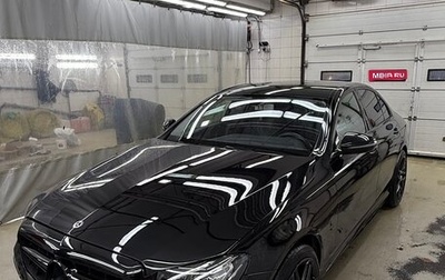 Mercedes-Benz E-Класс, 2019 год, 3 300 000 рублей, 1 фотография