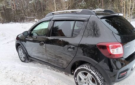 Renault Sandero II рестайлинг, 2019 год, 1 030 000 рублей, 3 фотография