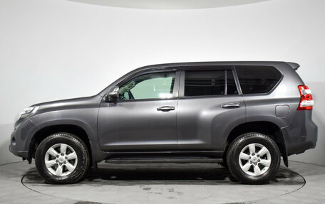 Toyota Land Cruiser Prado 150 рестайлинг 2, 2014 год, 2 949 000 рублей, 8 фотография