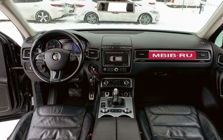 Volkswagen Touareg III, 2015 год, 3 295 000 рублей, 16 фотография