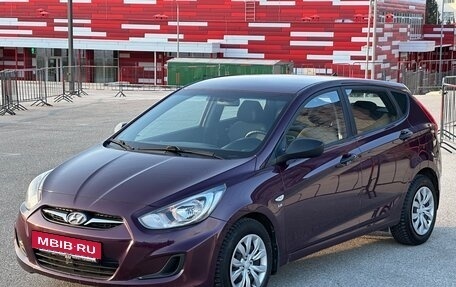 Hyundai Solaris II рестайлинг, 2013 год, 997 000 рублей, 9 фотография