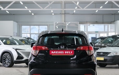 Honda Vezel, 2020 год, 2 299 000 рублей, 6 фотография