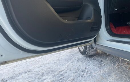 KIA Rio IV, 2018 год, 800 000 рублей, 16 фотография