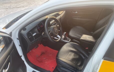 KIA Rio IV, 2018 год, 800 000 рублей, 17 фотография