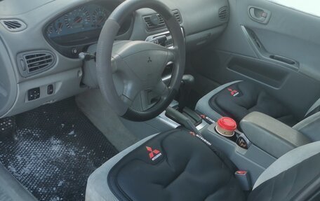 Mitsubishi Galant VIII, 2002 год, 170 000 рублей, 4 фотография