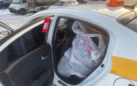 KIA Rio IV, 2018 год, 800 000 рублей, 15 фотография