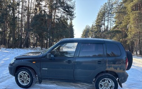 Chevrolet Niva I рестайлинг, 2009 год, 180 000 рублей, 3 фотография