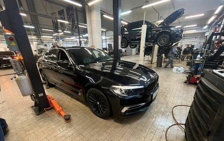 BMW 5 серия, 2020 год, 3 189 000 рублей, 2 фотография