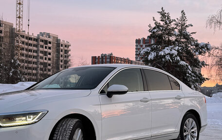 Volkswagen Passat B8 рестайлинг, 2018 год, 2 350 000 рублей, 2 фотография