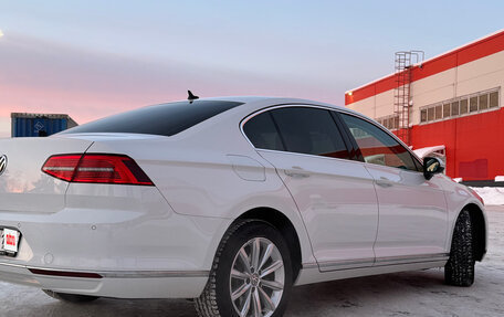 Volkswagen Passat B8 рестайлинг, 2018 год, 2 350 000 рублей, 5 фотография