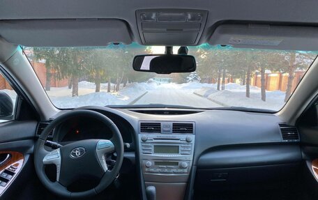 Toyota Camry, 2009 год, 1 620 000 рублей, 32 фотография