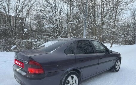 Opel Vectra B рестайлинг, 1996 год, 180 000 рублей, 1 фотография