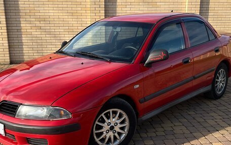 Mitsubishi Carisma I, 2003 год, 300 000 рублей, 1 фотография