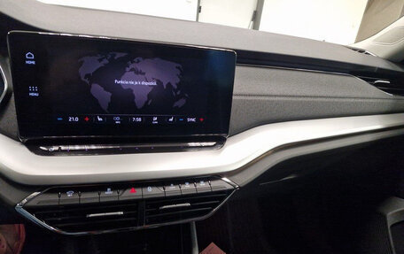 Skoda Octavia IV, 2021 год, 2 172 000 рублей, 10 фотография