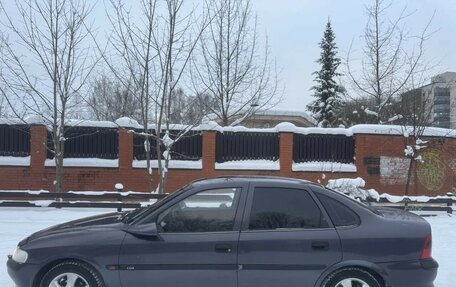 Opel Vectra B рестайлинг, 1996 год, 180 000 рублей, 3 фотография