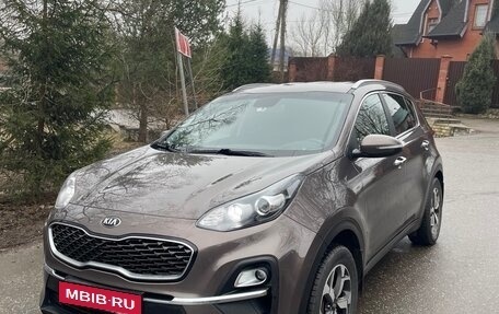 KIA Sportage IV рестайлинг, 2020 год, 2 070 000 рублей, 2 фотография