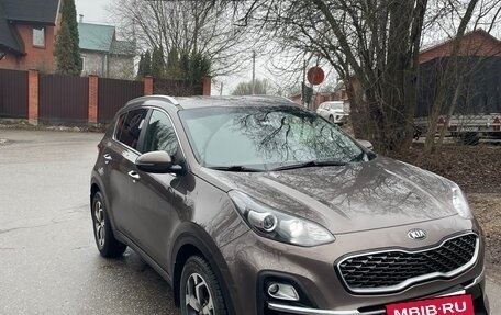 KIA Sportage IV рестайлинг, 2020 год, 2 070 000 рублей, 3 фотография