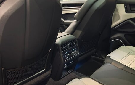 Porsche Cayenne III, 2025 год, 19 890 000 рублей, 15 фотография