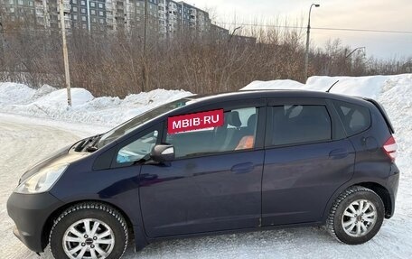 Honda Fit III, 2009 год, 600 000 рублей, 3 фотография