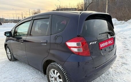 Honda Fit III, 2009 год, 600 000 рублей, 7 фотография