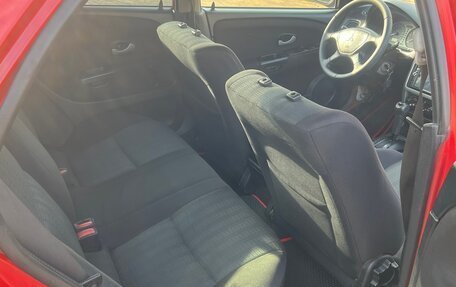 Mitsubishi Carisma I, 2003 год, 300 000 рублей, 12 фотография