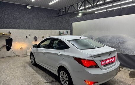 Hyundai Solaris II рестайлинг, 2016 год, 895 000 рублей, 4 фотография