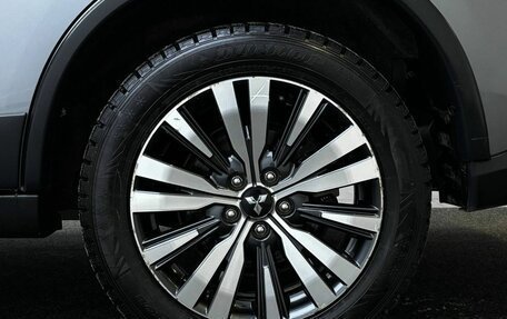 Mitsubishi Outlander III рестайлинг 3, 2019 год, 2 669 000 рублей, 22 фотография