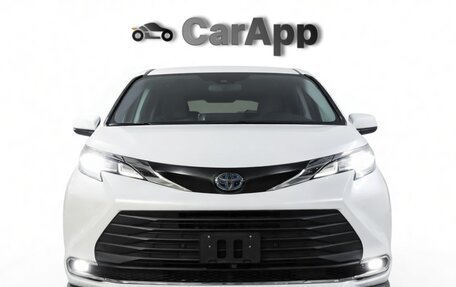 Toyota Sienna, 2021 год, 5 900 000 рублей, 3 фотография