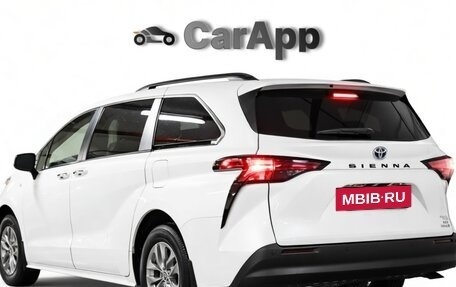 Toyota Sienna, 2021 год, 5 900 000 рублей, 6 фотография