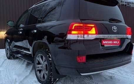 Toyota Land Cruiser 200, 2015 год, 4 600 000 рублей, 18 фотография