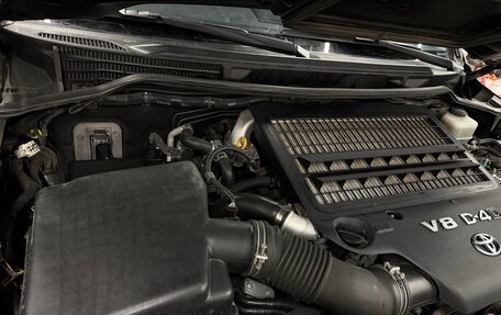 Toyota Land Cruiser 200, 2015 год, 4 600 000 рублей, 24 фотография