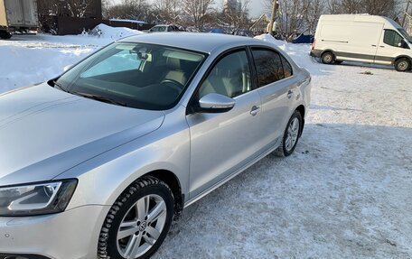 Volkswagen Jetta VI, 2014 год, 1 150 000 рублей, 2 фотография