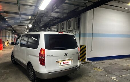 Hyundai H-1 II рестайлинг, 2018 год, 3 600 000 рублей, 6 фотография