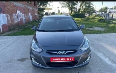 Hyundai Solaris II рестайлинг, 2012 год, 750 000 рублей, 1 фотография